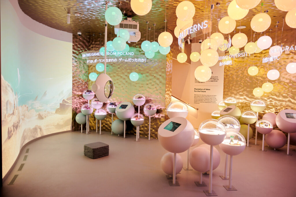 Polska na Expo 2025 ポーランドパビリ オン図鑑万博 ポーランドパビリオンの展示：ポーランドのアーティストによる