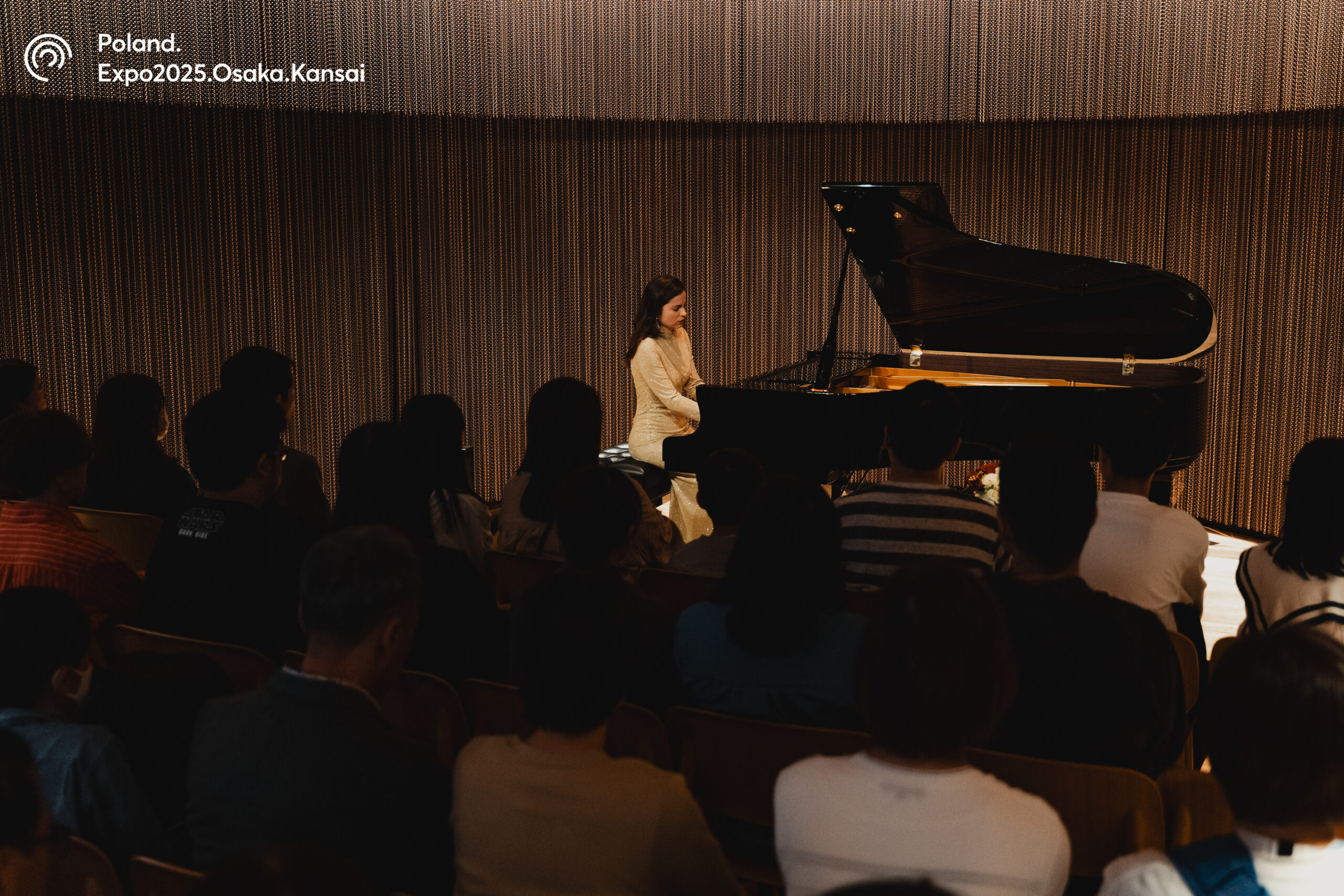 PAIH 20250505 PIANISTKA 04883 scaled